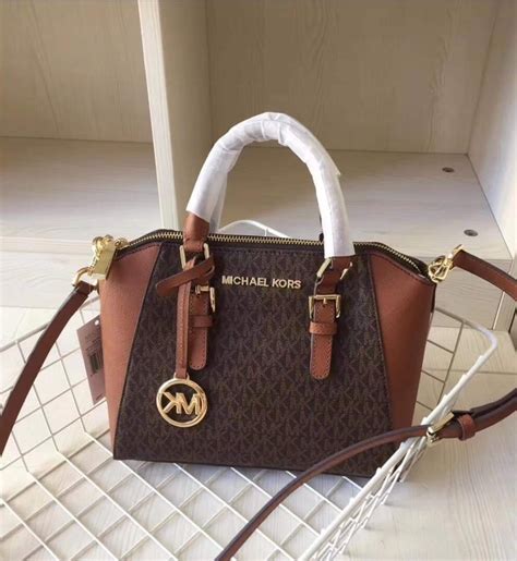 ciara michael kors tote|Ciara Medium Signature Logo Messenger Bag.